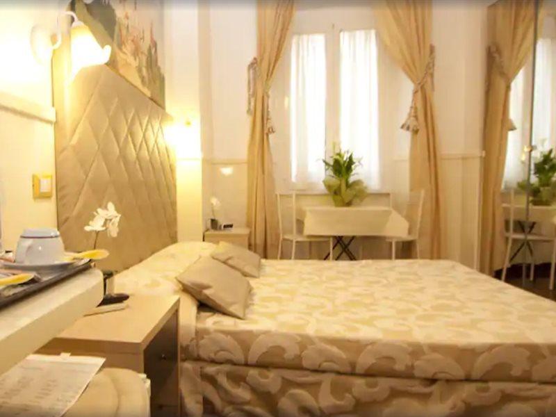 Le Suite Di Via Ottaviano - Suite In Rome B&B Экстерьер фото